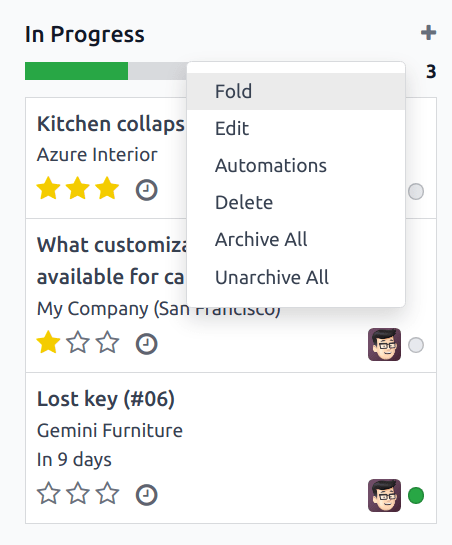 Chế độ xem Kanban của một giai đoạn Helpdesk, với tùy chọn gập tạm thời được nhấn mạnh.