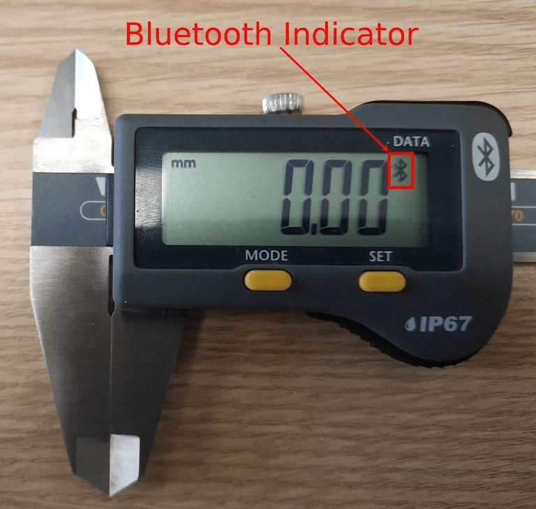 Đèn chỉ báo Bluetooth trên công cụ đo.