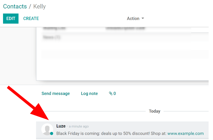 Xem cách chatter hiển thị trong ứng dụng Odoo Contacts.